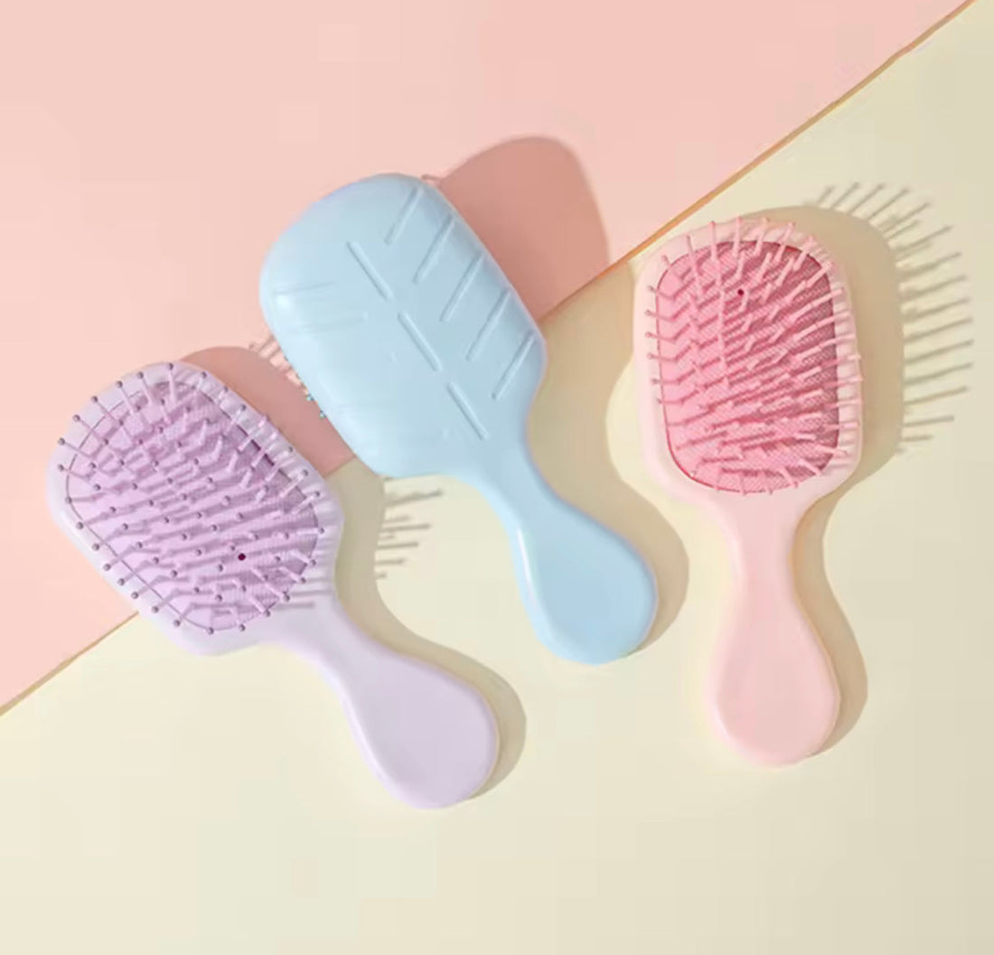 Flexible Soft Ball Tip Bristle Hair Comb, Macaron Color Air Cushion Comb, Portable Mini Hair Brush, Mini Massage Hair Brush