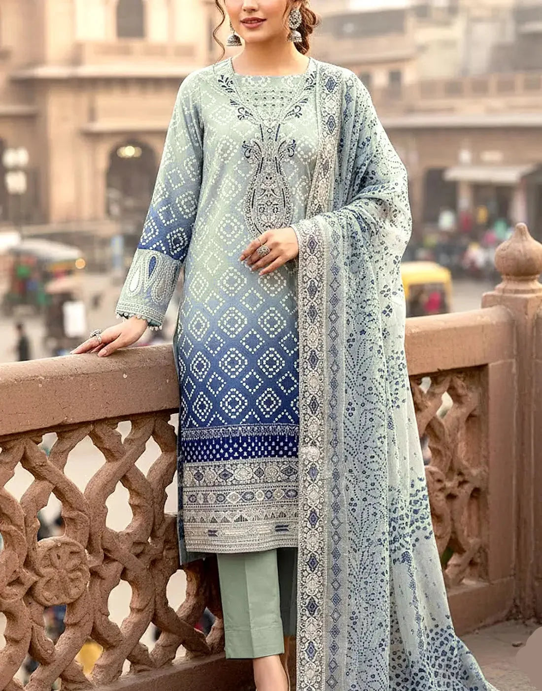 Bundle of 2 Lawn Suits Designs Wholesale