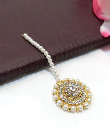 White Pearls Maang Tikka