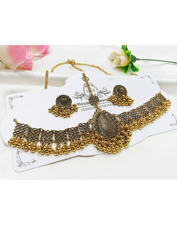 Antique Style Golden Matha Patti with Earrings