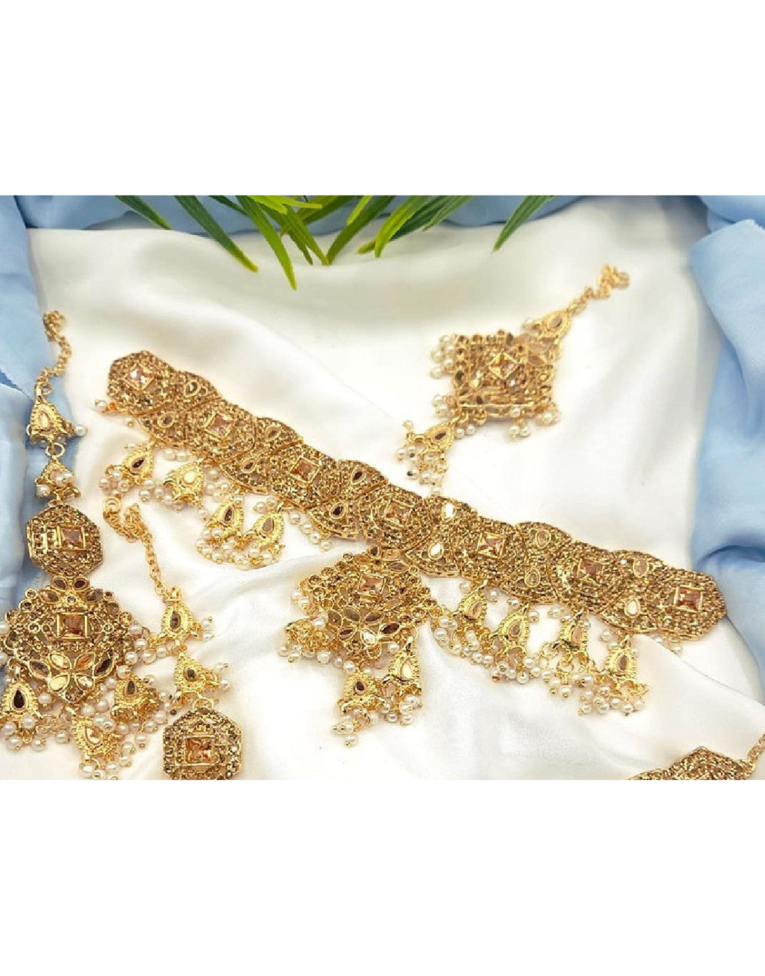 Stylish Bridal Choker Necklace Set with Earrings, Jhoomar & Tikka