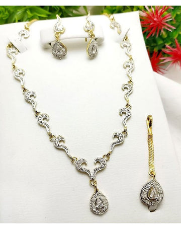Indian Zircon Jewelry Set with Earrings & Teeka