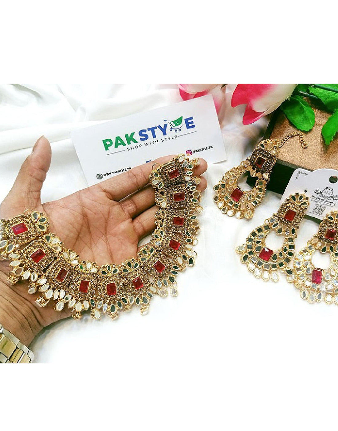 Heavy Bridal Jewelry Set with Earrings & Tikka