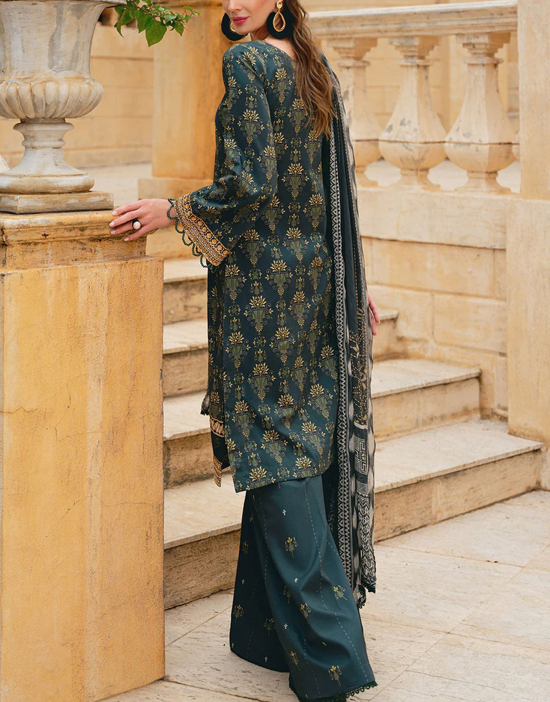 Gulaal 3PC Digital Print Lawn Suit | VILLENA GL-L-24V2-09