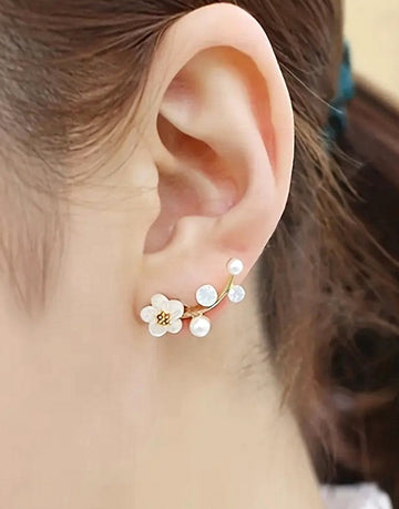 Chic Golden-Tone Flower & Pearl Stud Earrings for Girls
