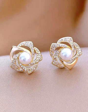 Imitation Pearl Floral Design Stud Earrings for Girls